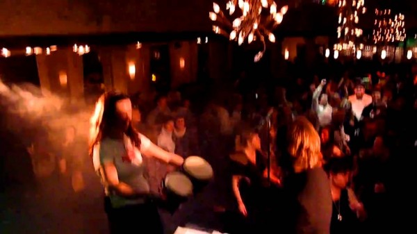 Tanzband spielt ACDC in Niedersachsen